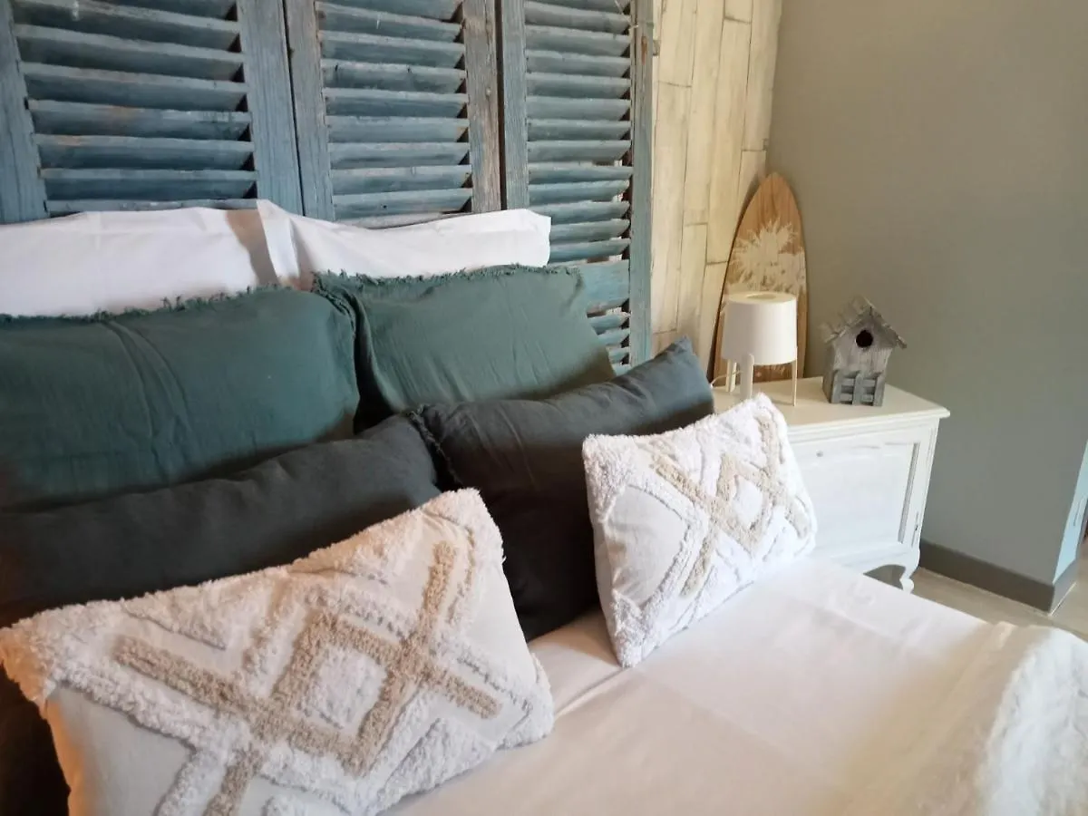Holiday home Les Roches Du Cabellou 150M De La Mer Concarneau